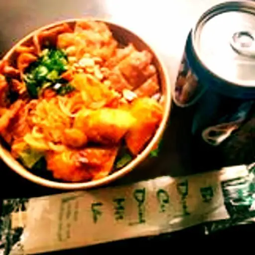 Hình ảnh Combo2: bún thịt xào (đặc biệt) - nước ngọt