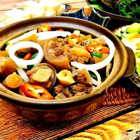 Hình ảnh Lẩu đuôi bò lớn