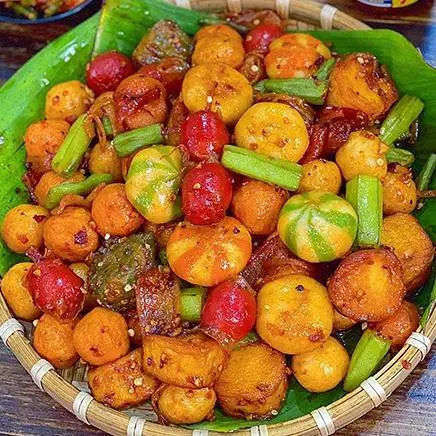 Hình ảnh Combo Cá Viên Chiên Sốt Mắm Tỏi Phần Lớn