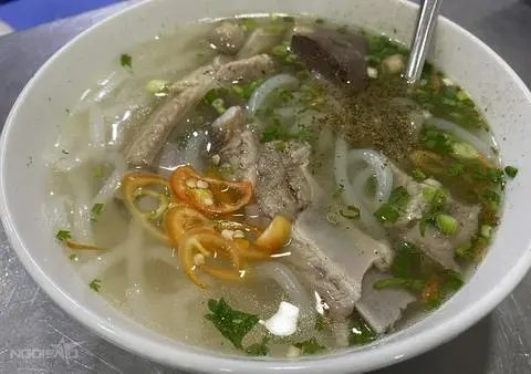 Hình ảnh Bánh Canh Sườn Non 