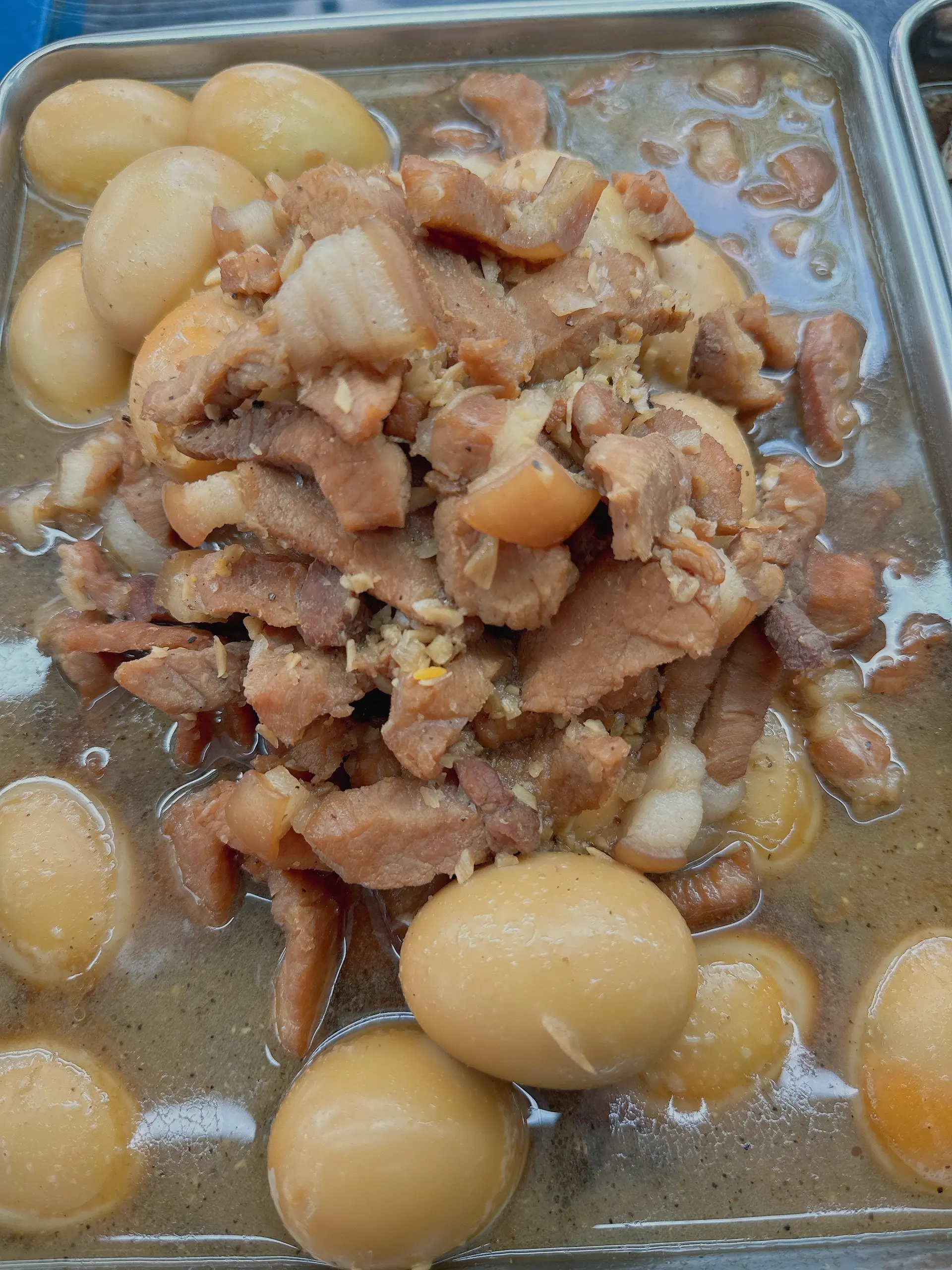 Hình ảnh Cơm Thịt Kho Tiêu Trứng Kho