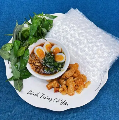 Hình ảnh Bánh Tráng Chấm Sốt Tắc