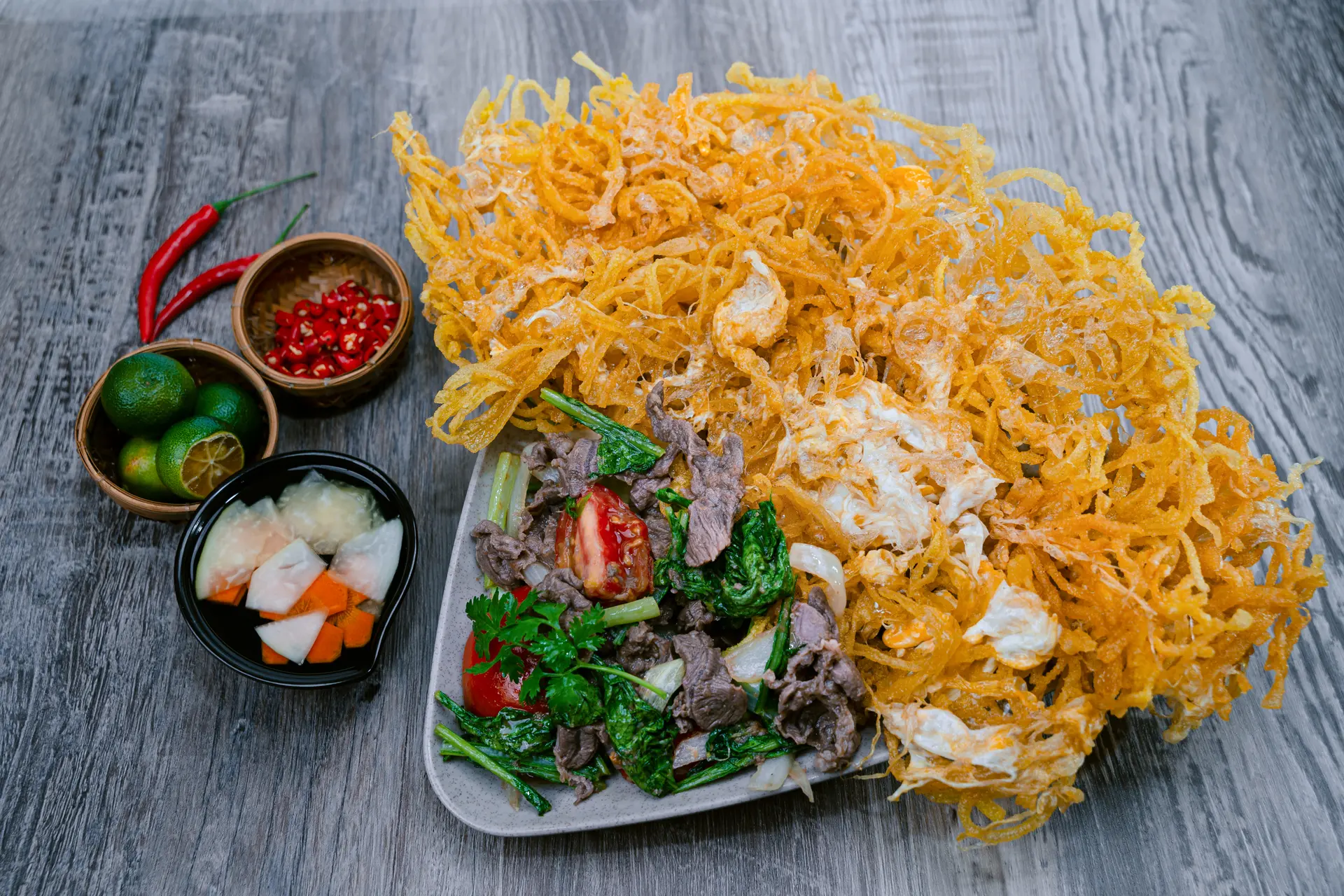 Hình ảnh Phở chiên trứng bò xào