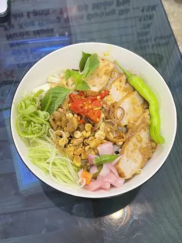Hình ảnh Bún mắm nêm chả cá