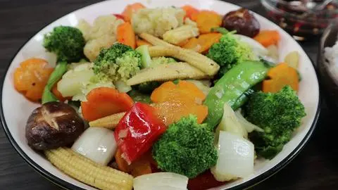 Hình ảnh Rau luộc thập cẩm chay