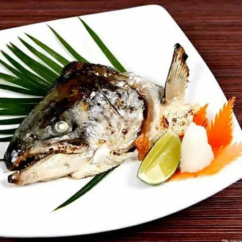Hình ảnh Đầu cá hồi nướng