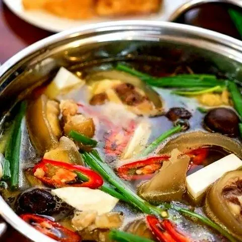 Hình ảnh Lẩu bắp đuôi gân - lớn