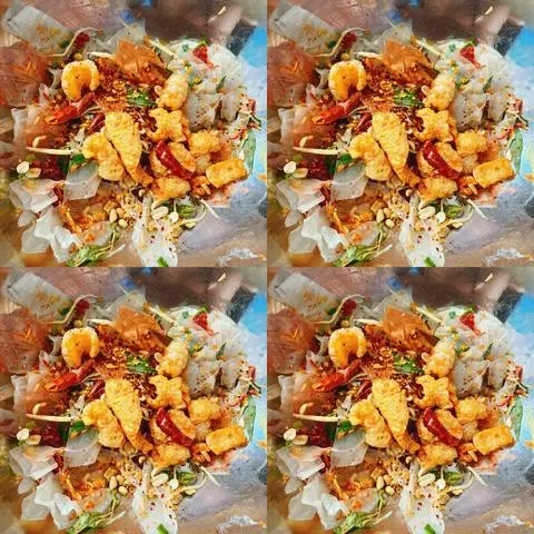 Hình ảnh Bánh Tráng Trộn Da Heo