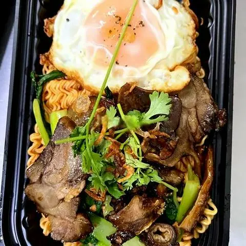 Hình ảnh Mì trộn phá lấu - opla