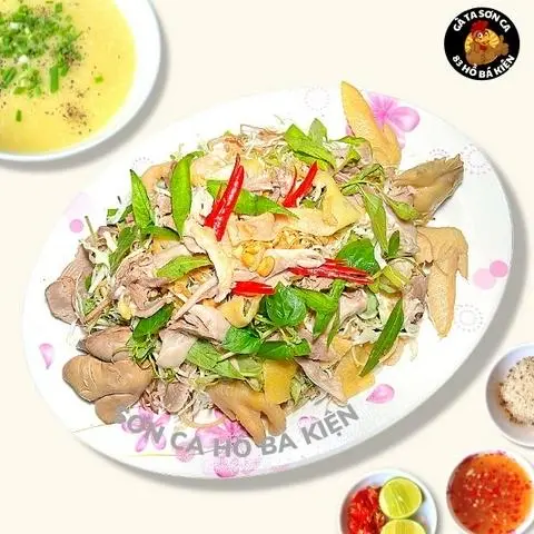 Hình ảnh Gà Trộn Gỏi 1 Con + Bộ Lòng và Cháo Lớn
