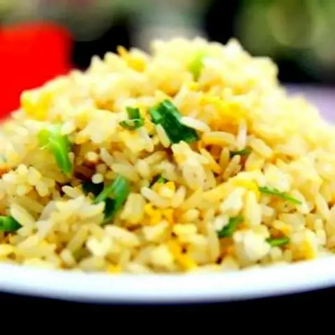 Hình ảnh Cơm chiên tỏi
