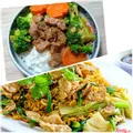 Hình ảnh Cơm bò xào + Mì xào hải sản
