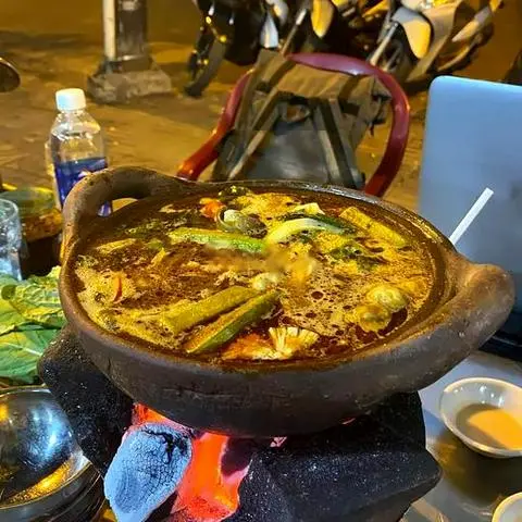 Hình ảnh Lẩu bò lớn
