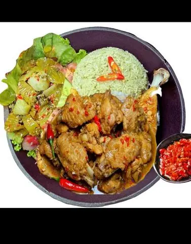 Hình ảnh Cơm Gà Xào Xã Ớt 