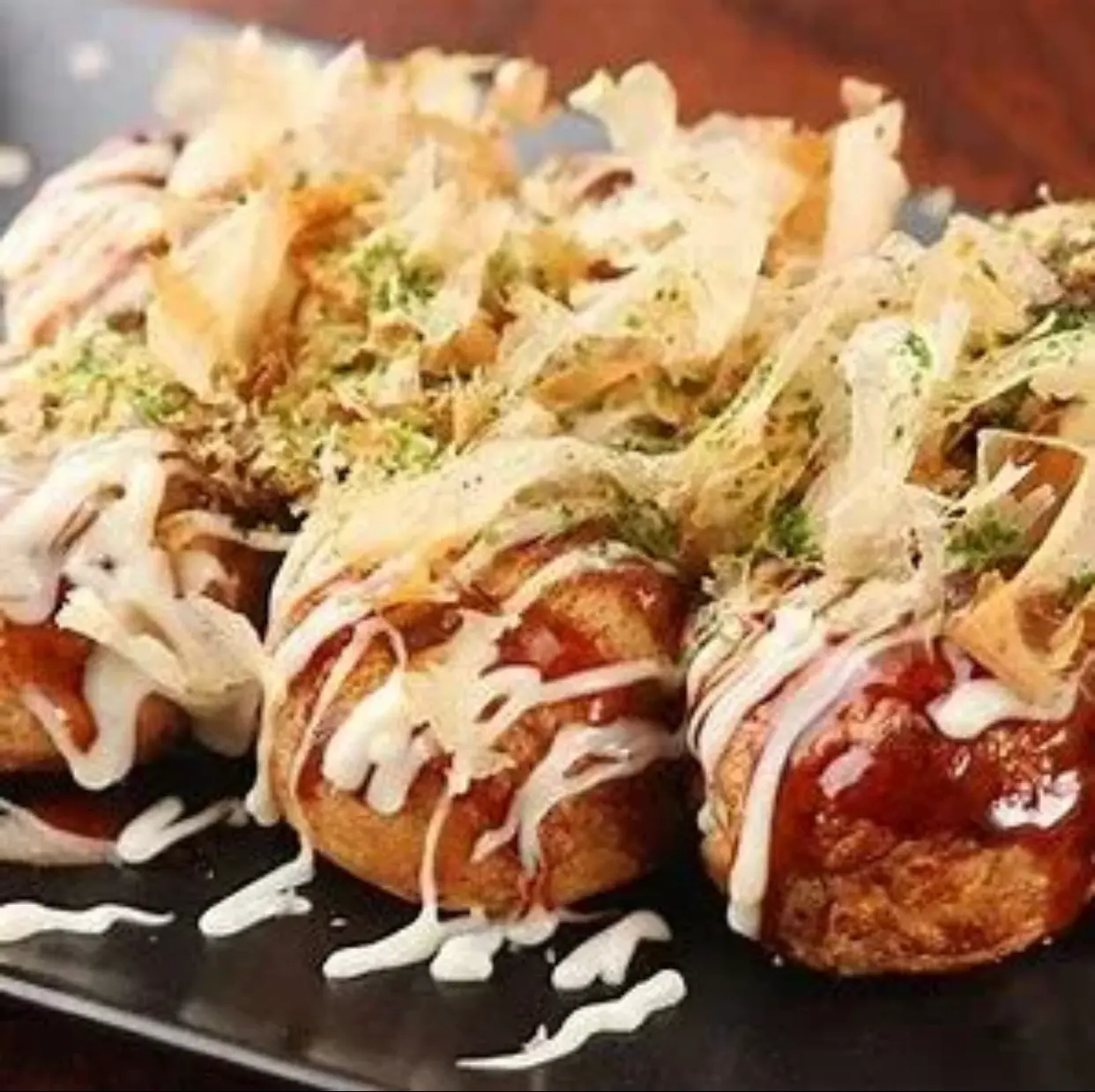 Hình ảnh Takoyaki nhân ốc móng tay - 8 viên 