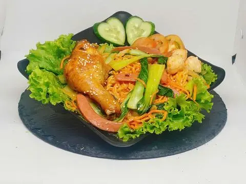 Hình ảnh mì xào gà