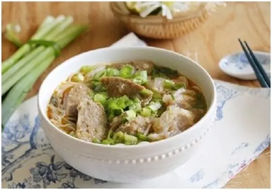 Hình ảnh Phở gân viên