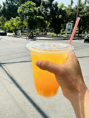 Hình ảnh Cam vắt ly khổng lồ