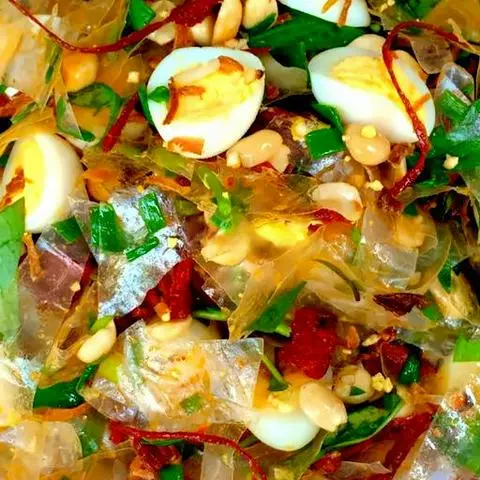 Hình ảnh  Bánh tráng trộn truyền thống 