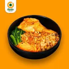 Hình ảnh  [1,5 vắt] Mì trộn sa tế đùi gà rán ( gà tươi )