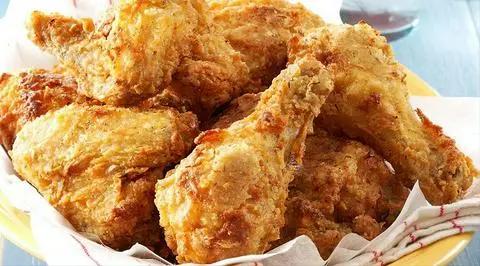 Hình ảnh 바삭 치킨/ Gà có xương rán giòn - nửa con