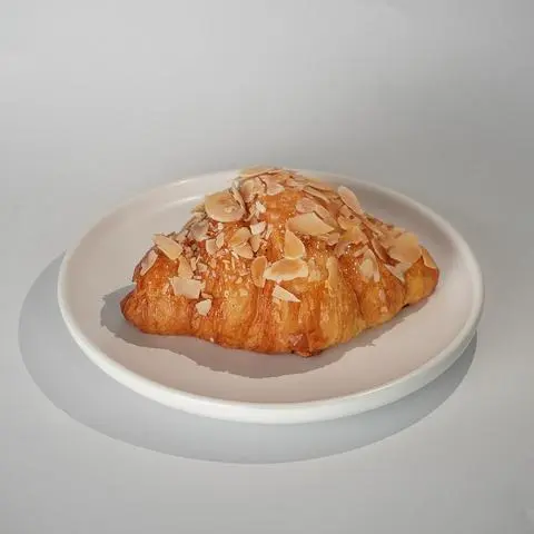 Hình ảnh Almod croissant - musy try
