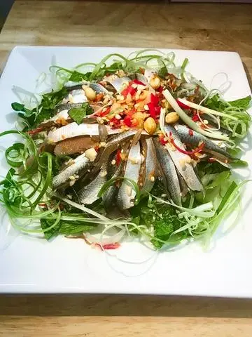 Hình ảnh Gỏi Cá Trích Phan Thiết