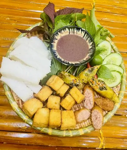 Hình ảnh Bún đậu dồi sụn - nem chua rán