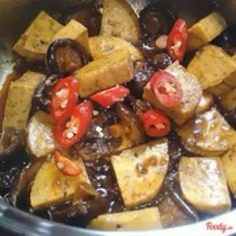 Hình ảnh Chả lụa kho chay