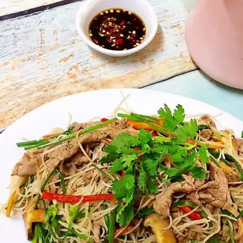 Hình ảnh Bún Gạo Xào Bò
