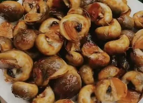 Hình ảnh Ốc mở rang muối ớt 