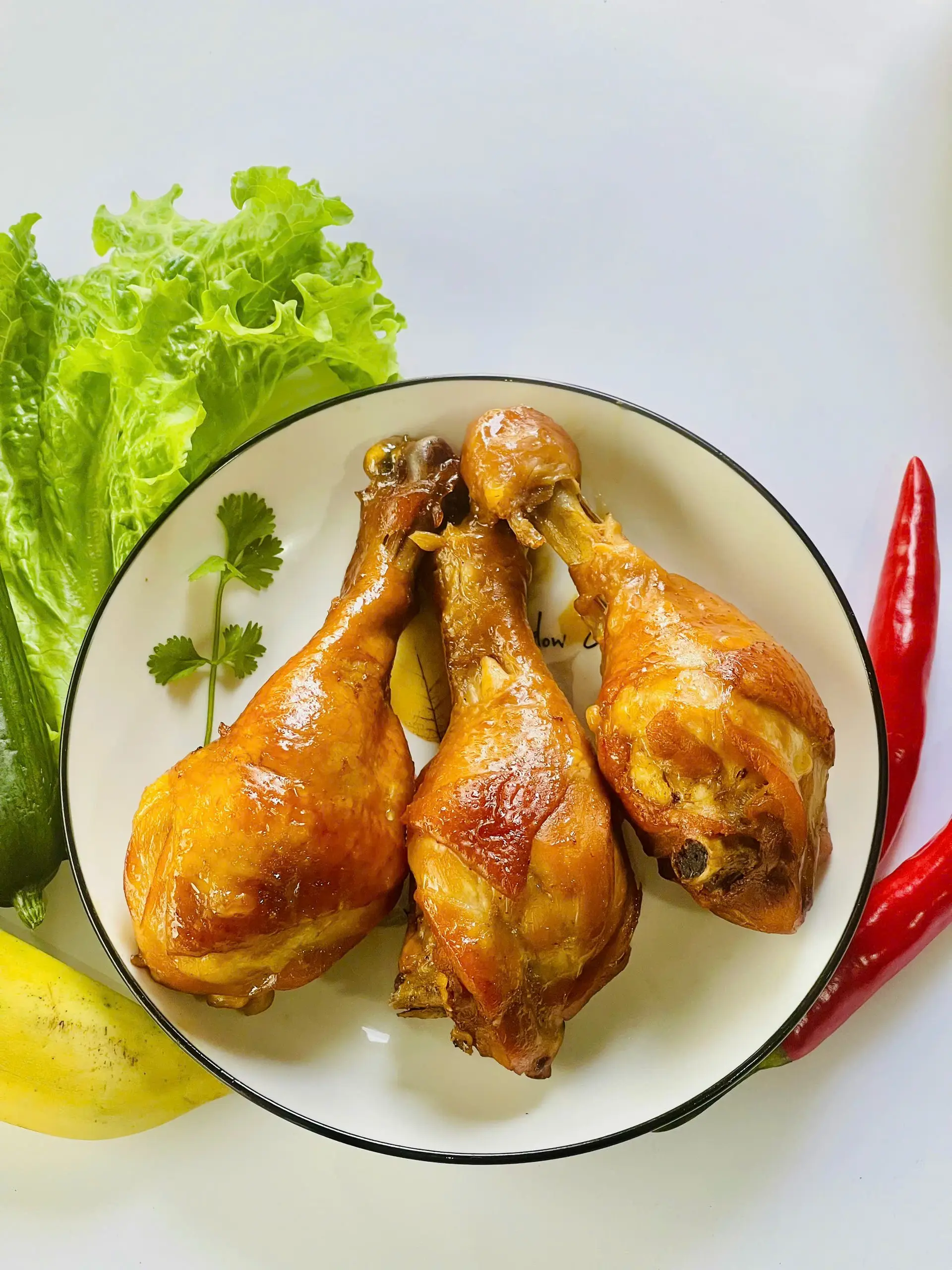 Hình ảnh Cơm Đùi gà rim mắm