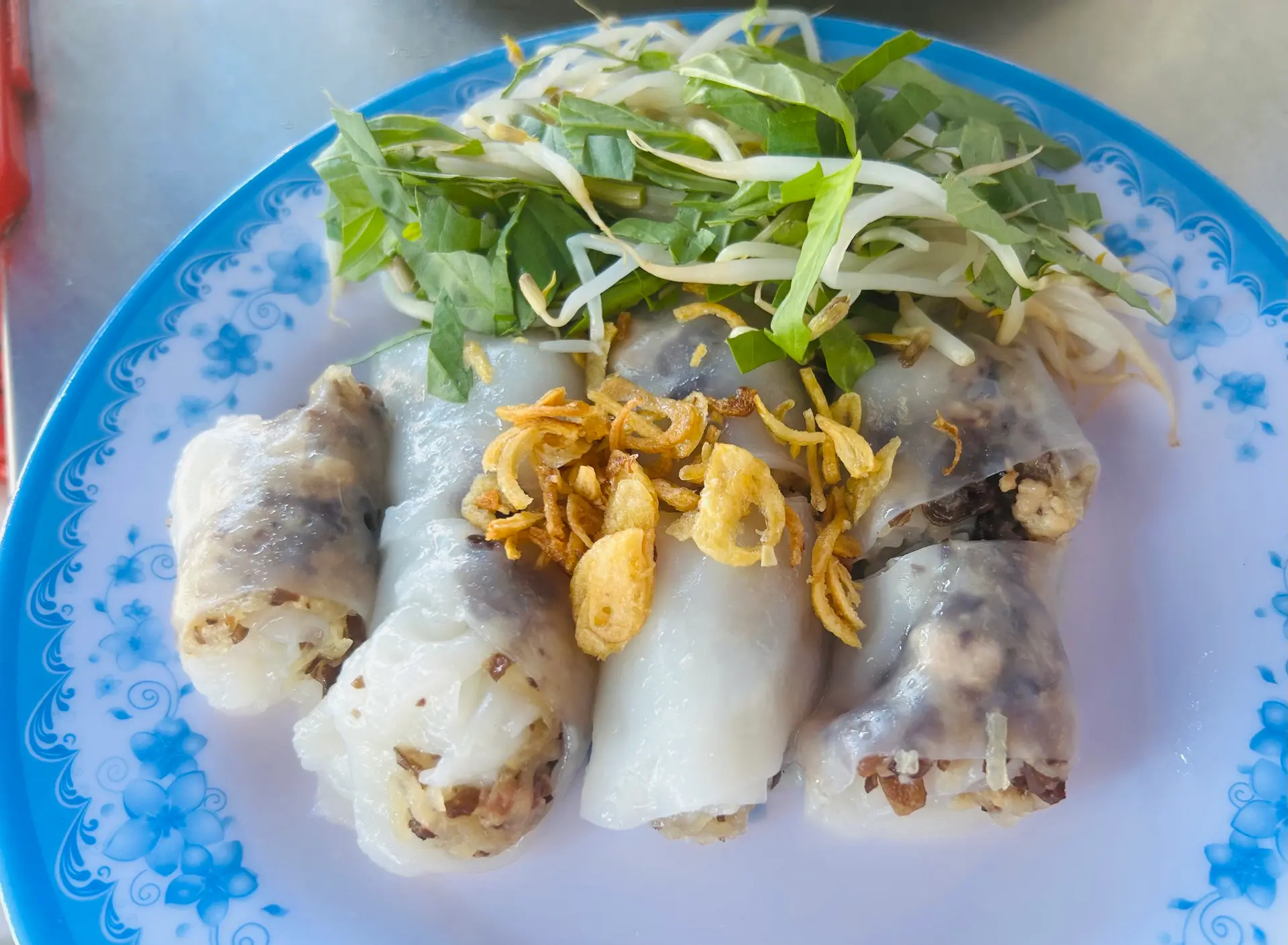 Hình ảnh Bánh cuốn thêm