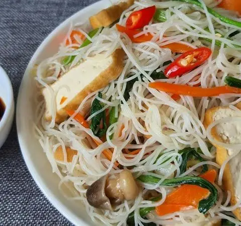 Hình ảnh bún gạo xào chay