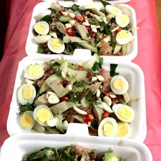 Hình ảnh Tré trộn chả trứng cút