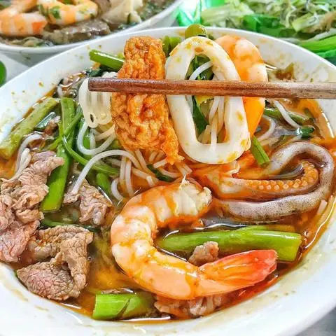 Hình ảnh Bún thái 