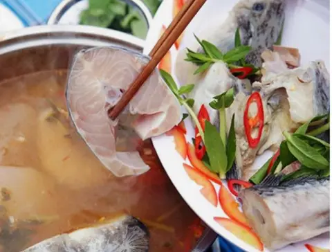 Hình ảnh Lẩu cá tầm măng chua
