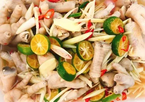Hình ảnh Chân gà xả tắc