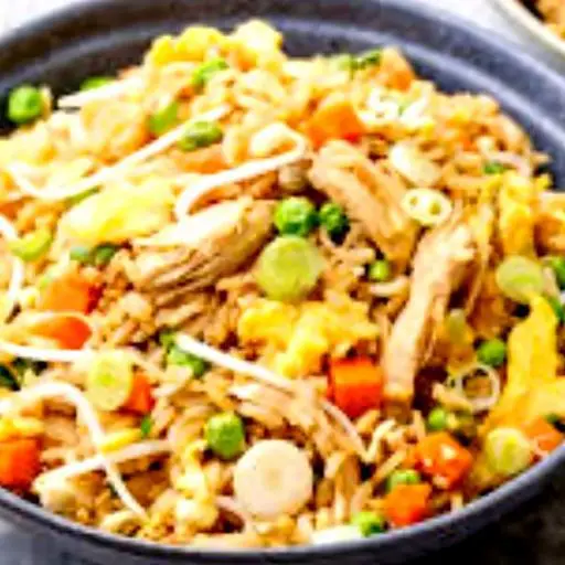 Hình ảnh Cơm chiên gà xé