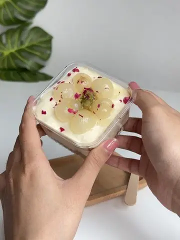Hình ảnh Mousse vải - nhãn