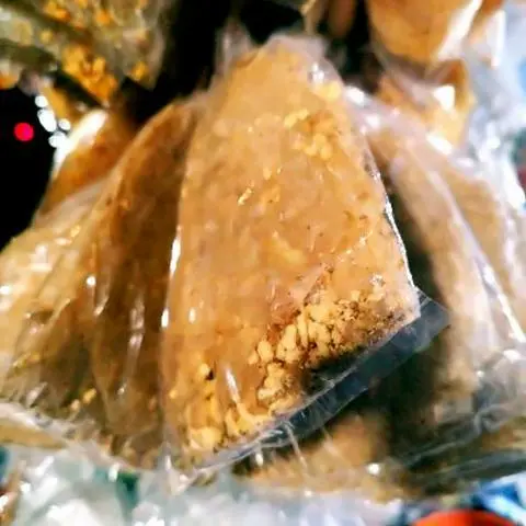 Hình ảnh Bánh tráng muối nhuyễn khô