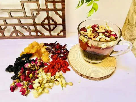 Hình ảnh Trà Dâu Tằm Lục Vị - Hoa Lạc Thần (Trà nóng )