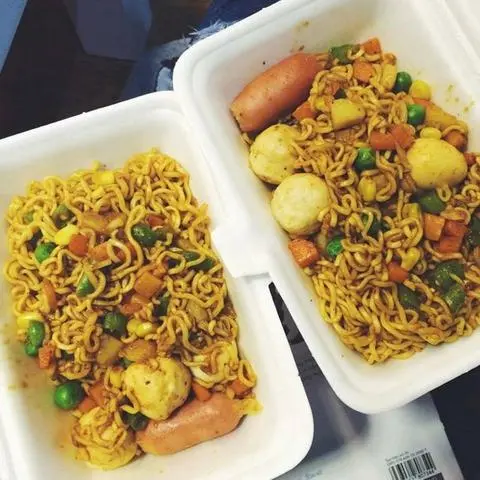 Hình ảnh Mì Trộn Thập Cẩm Đặc Biệt