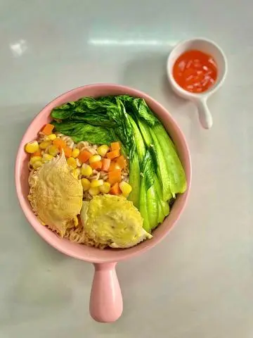 Hình ảnh Mì chả mai ghẹ