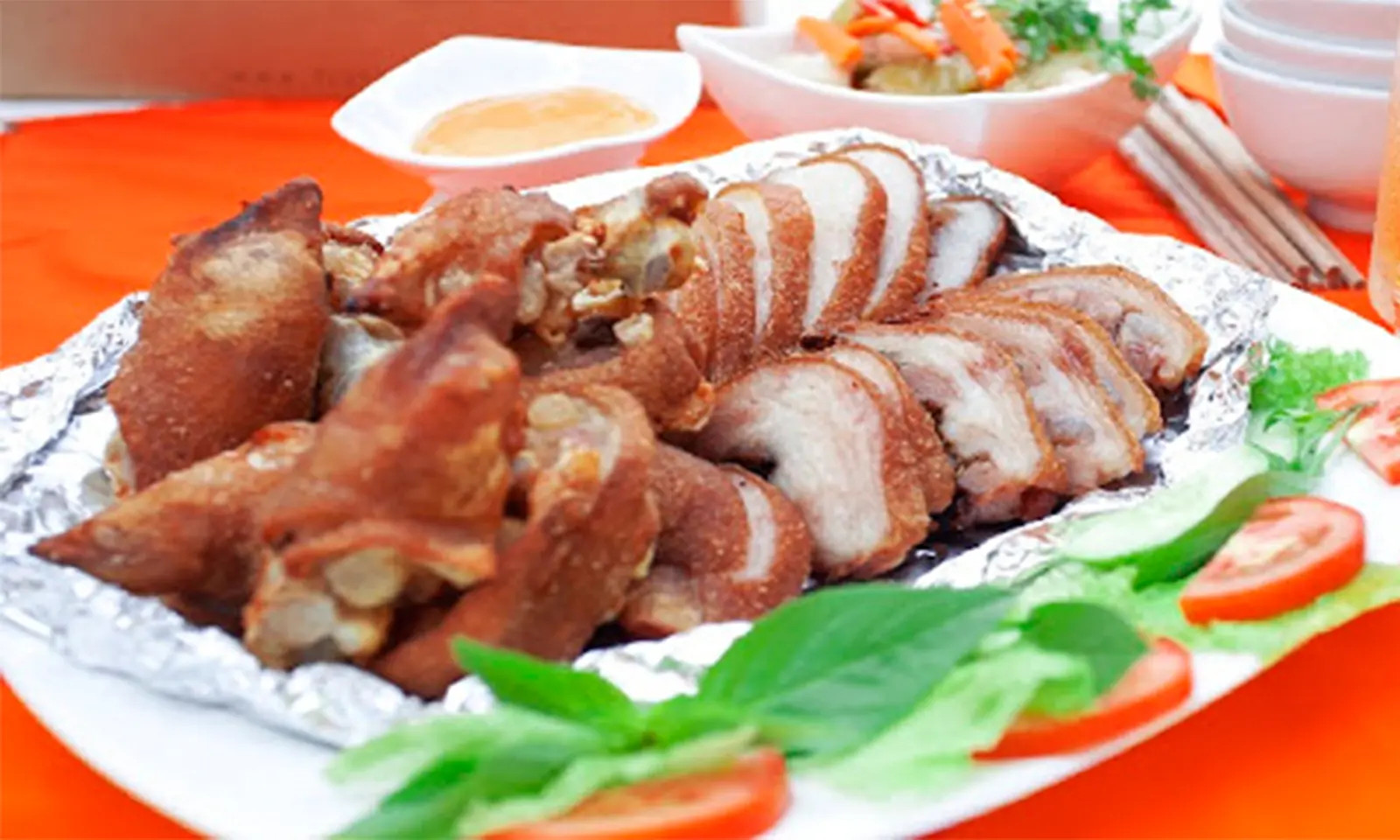 Hình ảnh Chân giò nướng giả cầy 1/2 cái