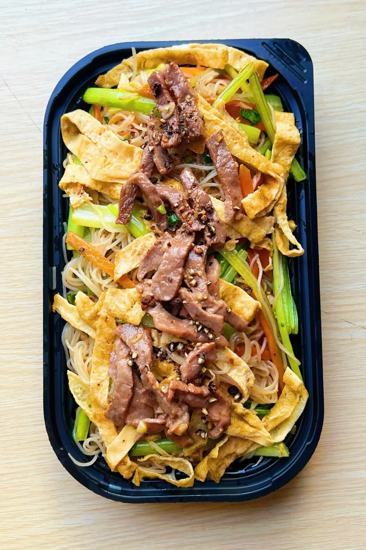 Hình ảnh Bún gạo xào bò trứng