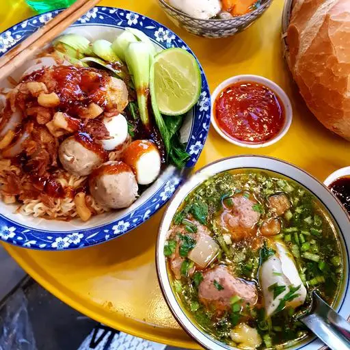 Hình ảnh Mì trộn đặc biệt full topping