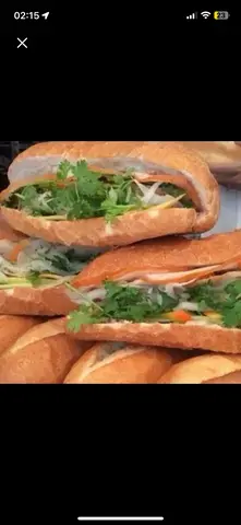 Hình ảnh Bánh mì thịt chả