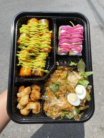 Hình ảnh Mẹt No Cành Hông