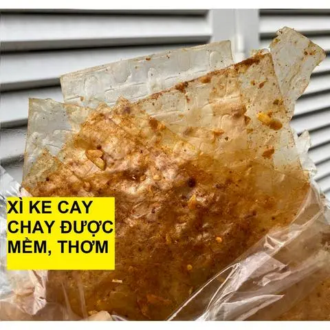 Hình ảnh Bánh tráng muối tỏi siêu cay